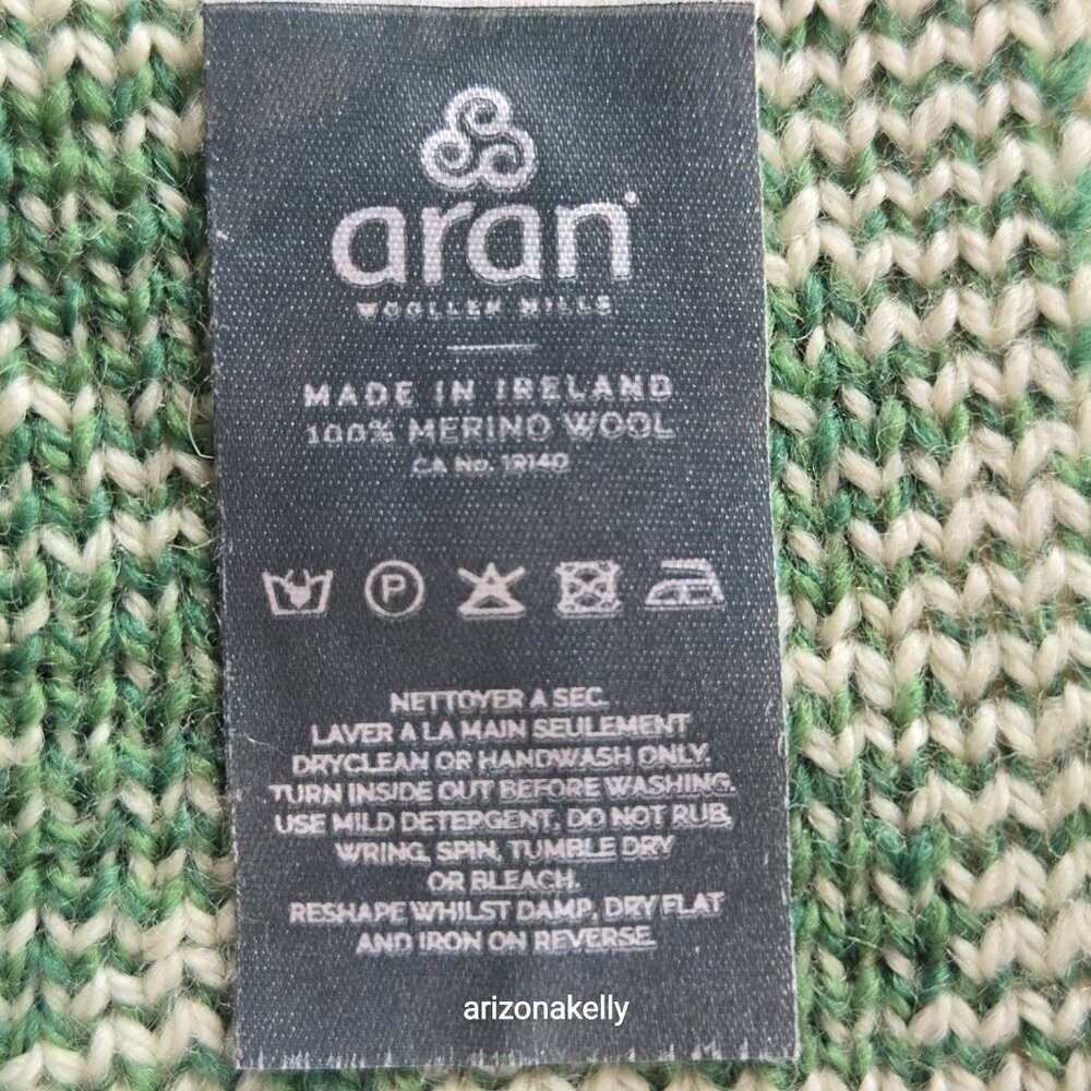 Aran Woolen Mills Merino Wool Scarf with Shamrocks Ireland - Picture 4 of 10